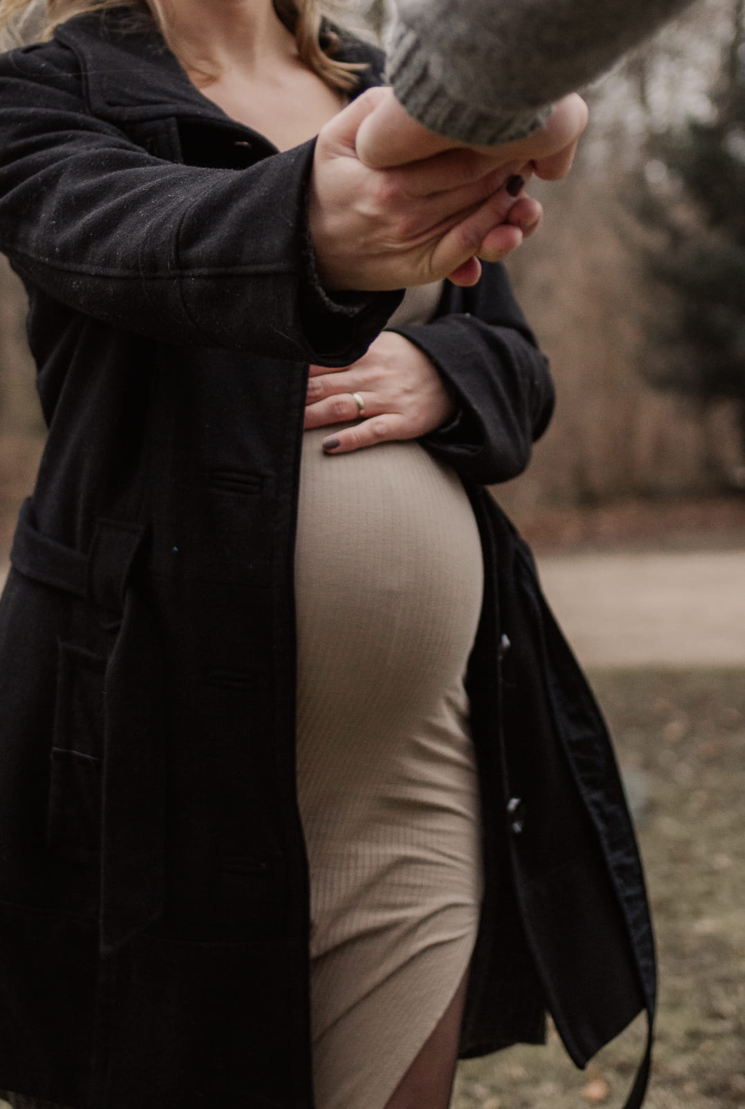 Babybauchshooting in Ansbach – natürliche Schwangerschaftsfotografie
